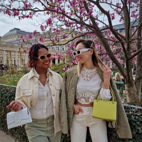 🦋 Bloggers Favorite 🦋 NWT Zara Embroidered Top Size L - Picture 11 of 16